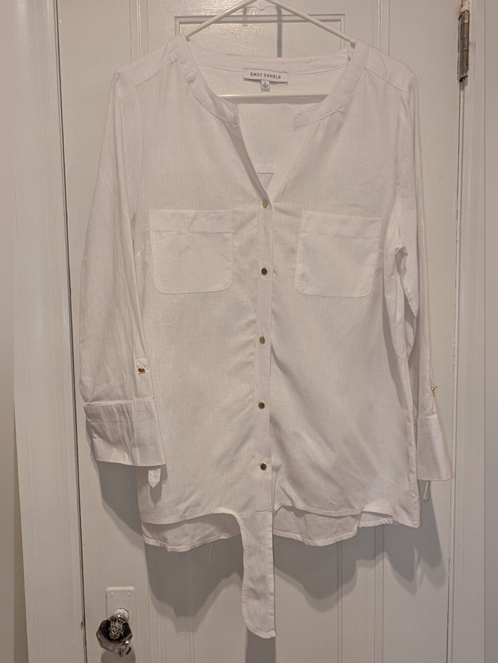 Emily Daniels White Button-Front Tunic Shirt